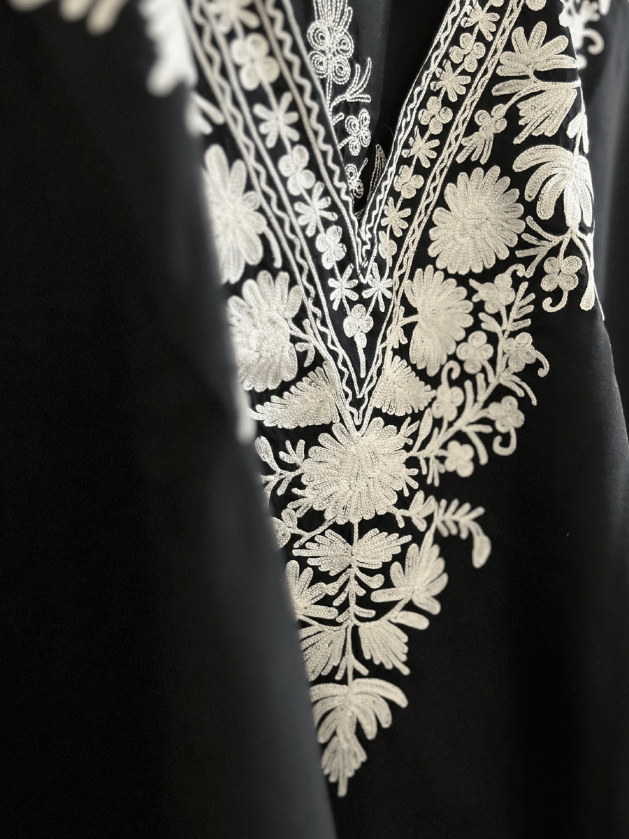 Noir Majestic Luxe Kaftan - Kashinara