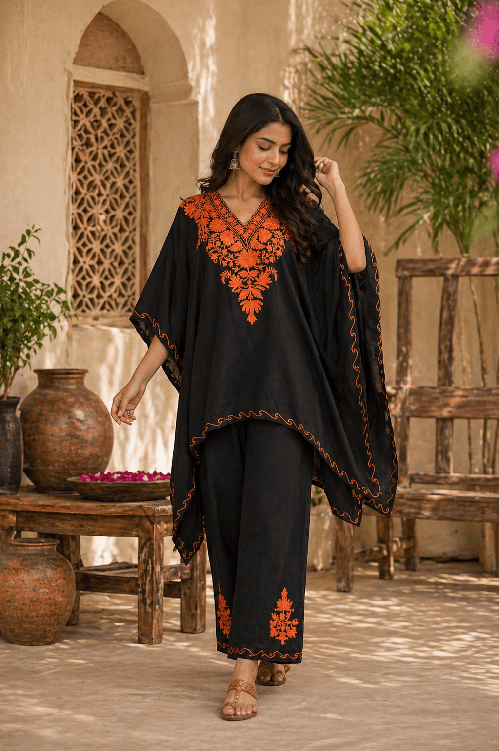 Zar - e - Siyah Kashmiri Kaftan Set - Kashinara